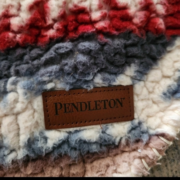 PENDLETON Avra Valley Fleece Blanket King South Western Aztec Sherpa 110x92 - Picture 2 of 5